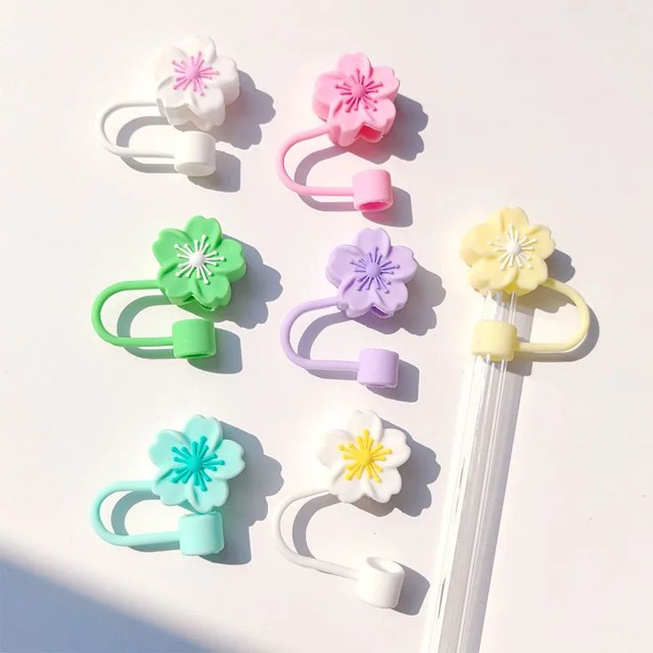 3D Straw Toppers - Stanley | Stylist | Silicone- Random