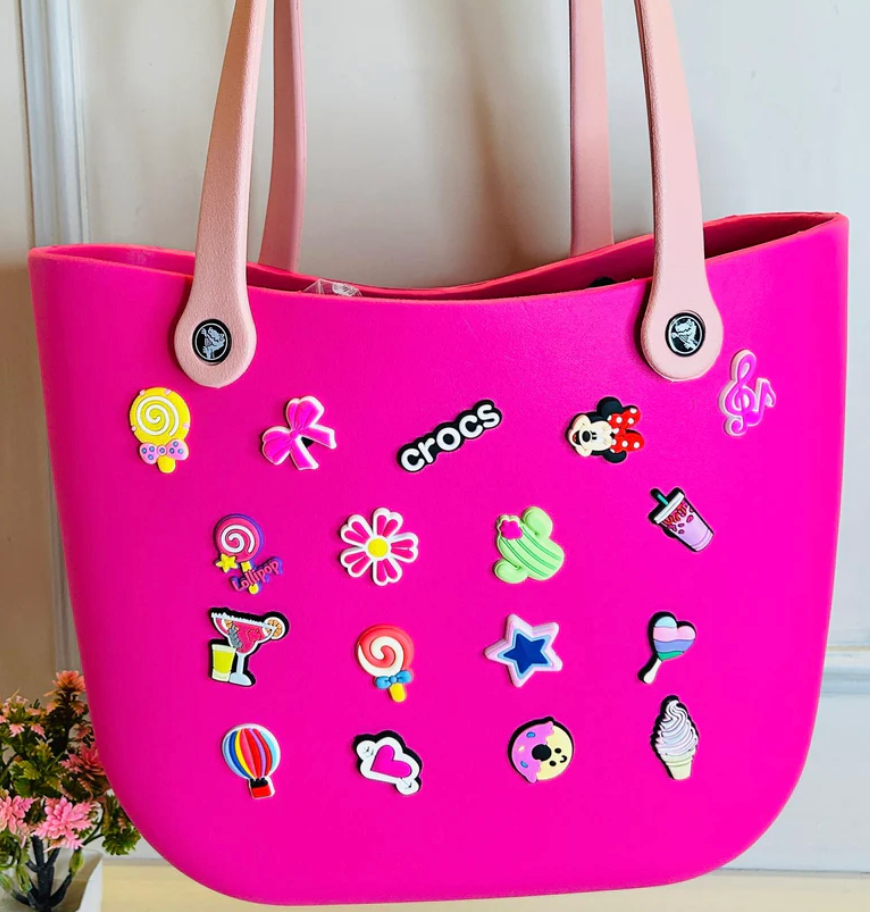 Crocs - big beach bag with jibbitz