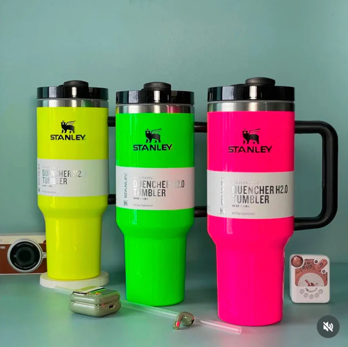 Stanley Neon | Quencher H2.0 | 1.18L